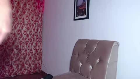 white boy online show from 02-25-25, 05:19