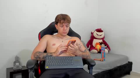 Camilo R online show from 03-08-25, 03:28