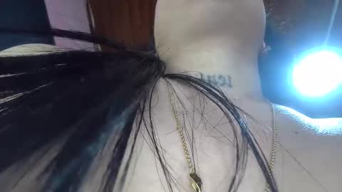 Snapshot of white_sexy_ chatting on 01-22-25, 01:11 white_sexy_ online show from 01-22-25, 01:11