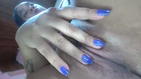 Snapshot of white_sexy_ chatting on 02-10-25, 09:47 white_sexy_ online show from 02-10-25, 09:47