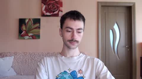 Tom online show from 06-20-26, 01:36