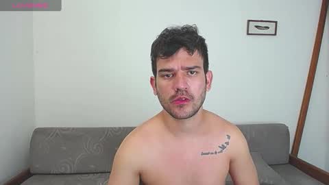 Dylan white online show from 01-06-25, 04:55