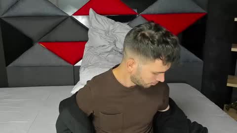 Dylan white online show from 03-03-25, 09:15