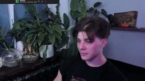 Gus online show from 10-19-25, 08:53