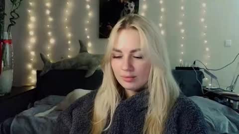 whitehex666 online show from 11-29-25, 06:44