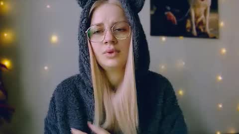 whitehex666 online show from 02-10-26, 09:35