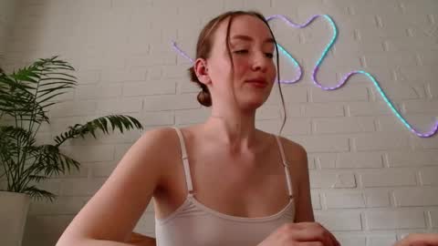 You wont find me here on Saturdays and Sundays  online show from 05-11-26, 02:45