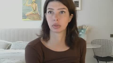 Snapshot of whitequeen888 chatting on 07-12-26, 04:14 White Queen online show from 07-12-26, 04:14