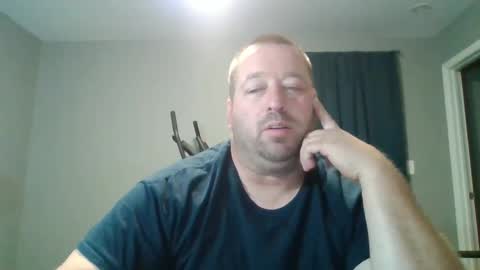 Snapshot of whitewolf850212 chatting on 12-07-24, 10:23 white wolf jeremy online show from 12-07-24, 10:23