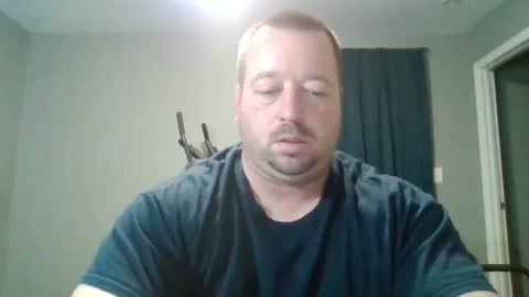 Snapshot of whitewolf850212 chatting on 12-11-24, 10:14 white wolf jeremy online show from 12-11-24, 10:14