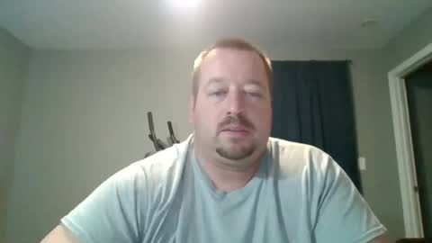 Snapshot of whitewolf850212 chatting on 12-18-24, 09:04 white wolf jeremy online show from 12-18-24, 09:04