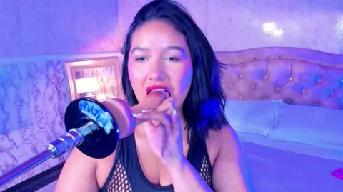 Whitney  online show from 03-27-26, 05:12