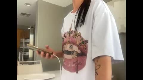 iamwhitneyoc online show from 05-21-26, 07:54