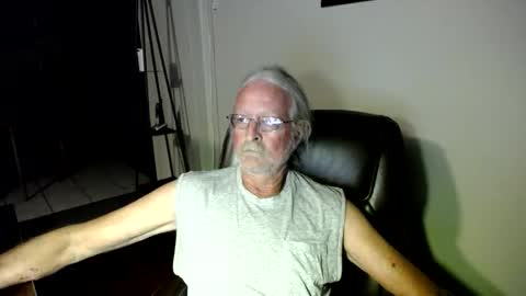 whofcares2 online show from 06-03-26, 01:19