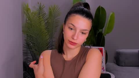 Snapshot of whoislulu chatting on 12-03-24, 05:45 whoislulu online show from 12-03-24, 05:45