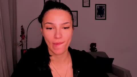 Snapshot of whoislulu chatting on 09-22-25, 10:12 whoislulu online show from 09-22-25, 10:12