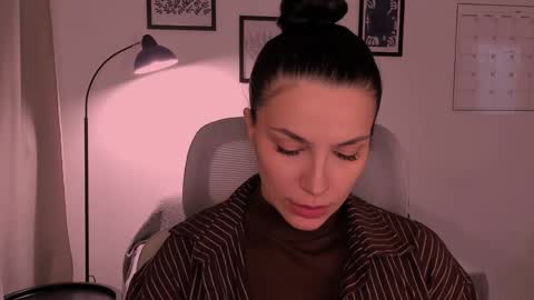 whoislulu online show from 03-16-26, 07:40