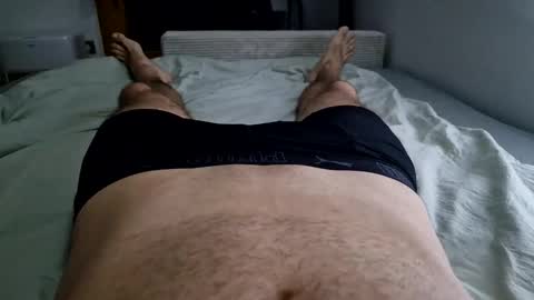 whoknowssomeone online show from 05-03-26, 08:59