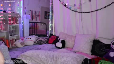 Zoe Grace online show from 09-19-25, 03:19