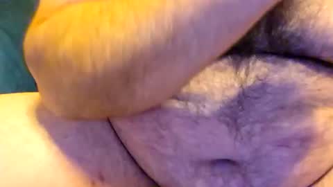 whorekneeweeny online show from 11-22-25, 03:49