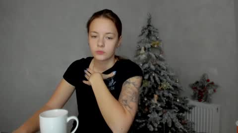 Veronica online show from 01-10-25, 03:58