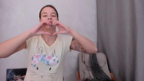 Veronica online show from 02-08-25, 05:50