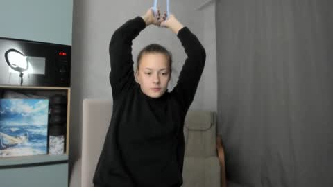 Veronica online show from 09-24-25, 06:55