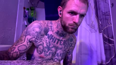 whyteboi8989 online show from 09-09-25, 01:49