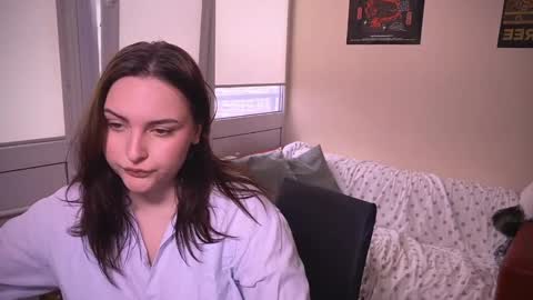 Snapshot of wievin chatting on 02-13-25, 08:06 VI online show from 02-13-25, 08:06