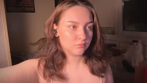 Snapshot of wievin chatting on 02-23-25, 06:01 VI online show from 02-23-25, 06:01