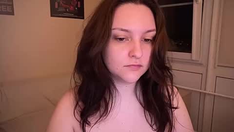 Snapshot of wievin chatting on 03-11-25, 04:07 VI online show from 03-11-25, 04:07