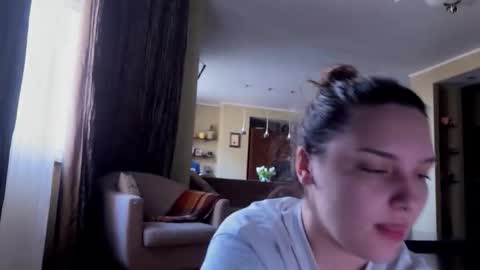 Snapshot of wievin chatting on 11-05-25, 08:03 VI online show from 11-05-25, 08:03