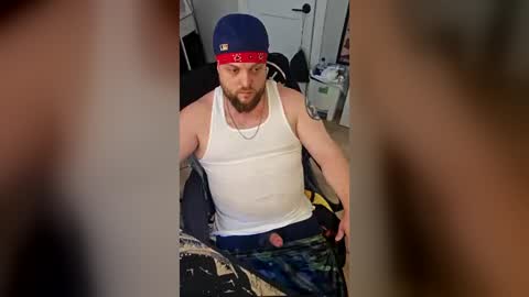 Snapshot of wifebeatershirtdude chatting on 07-06-26, 05:59 WiggaInAWifebeater online show from 07-06-26, 05:59