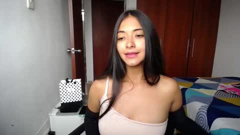 Ilauren online show from 02-07-26, 01:15