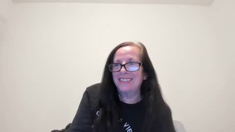 Wiggly Peach Goddess online show from 02-08-26, 04:05