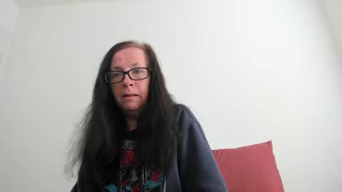 Wiggly Peach Goddess online show from 02-09-26, 03:27