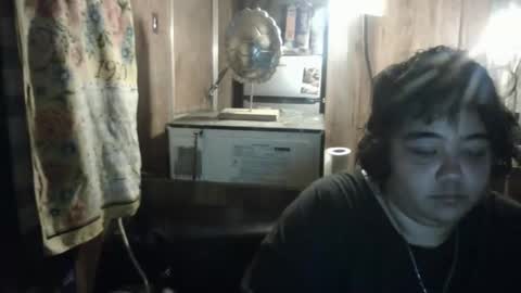 wigper online show from 05-18-26, 04:07