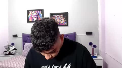 wiilliam online show from 10-24-25, 01:40