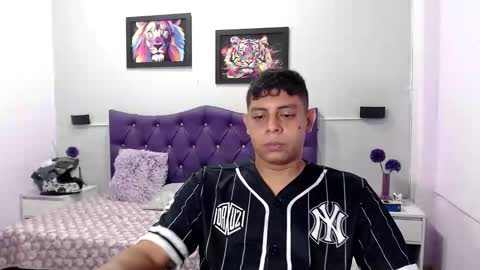 wiilliam online show from 10-27-25, 02:43