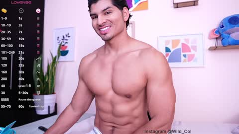 wild_col online show from 01-12-25, 01:37