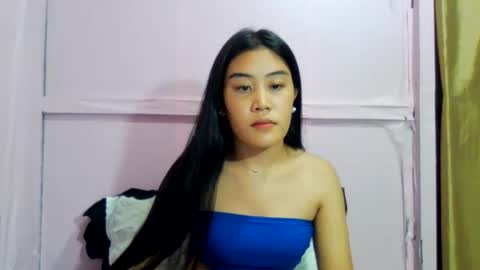wild_doll69 online show from 04-05-26, 05:32