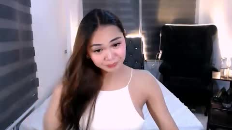 wild lily30 online show from 11-06-25, 09:54