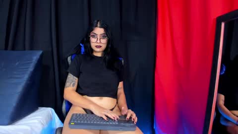 Call me Luna  online show from 04-16-26, 01:56