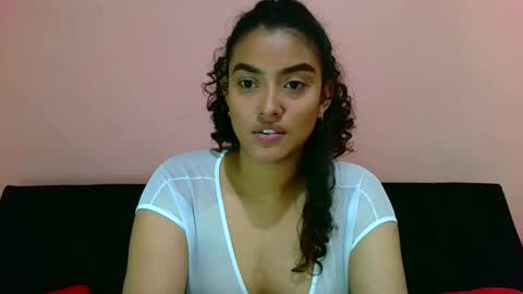 Snapshot of wild_moanaa chatting on 01-03-25, 07:49 Jennifer wild online show from 01-03-25, 07:49