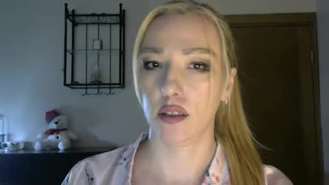 Alina online show from 02-08-25, 02:27