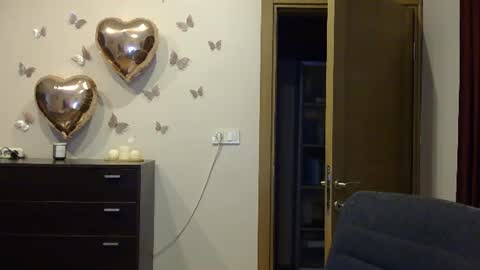 Alina online show from 06-23-26, 05:55