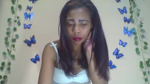 Snapshot of wildah chatting on 05-11-26, 12:16 wildah online show from 05-11-26, 12:16