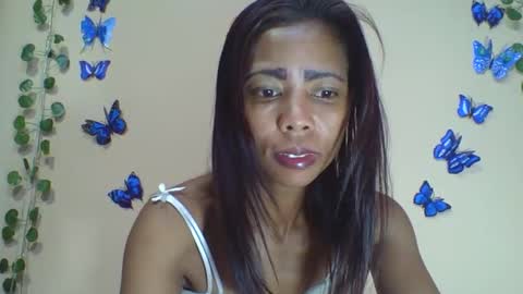 Snapshot of wildah chatting on 05-19-26, 03:35 wildah online show from 05-19-26, 03:35