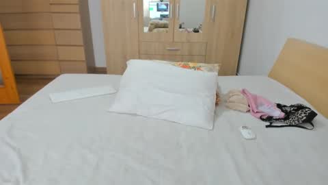 Snapshot of wildallisa chatting on 01-24-25, 10:19 Alissa online show from 01-24-25, 10:19