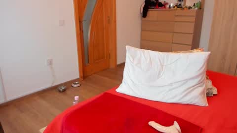 Snapshot of wildallisa chatting on 02-21-25, 06:59 Alissa online show from 02-21-25, 06:59